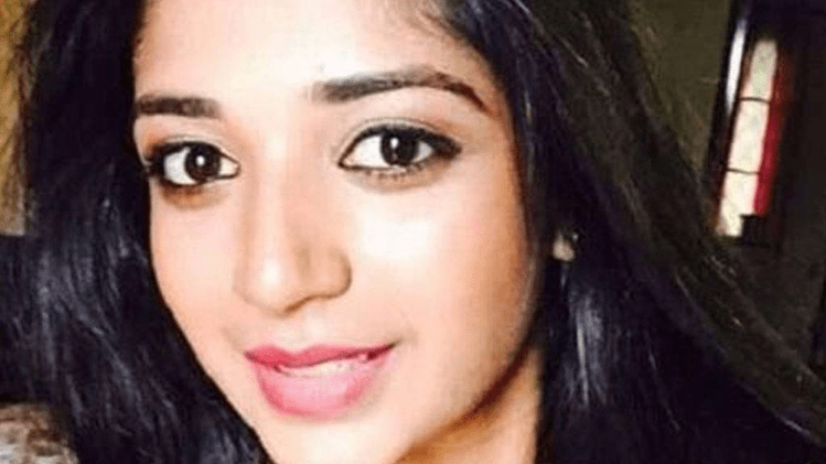   सडक दुर्घटनामा २२ वर्षीया नायिकाको मृत्यु