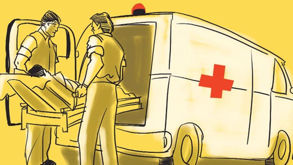   तीनवटा गाडी आपसमा ठोक्कियो