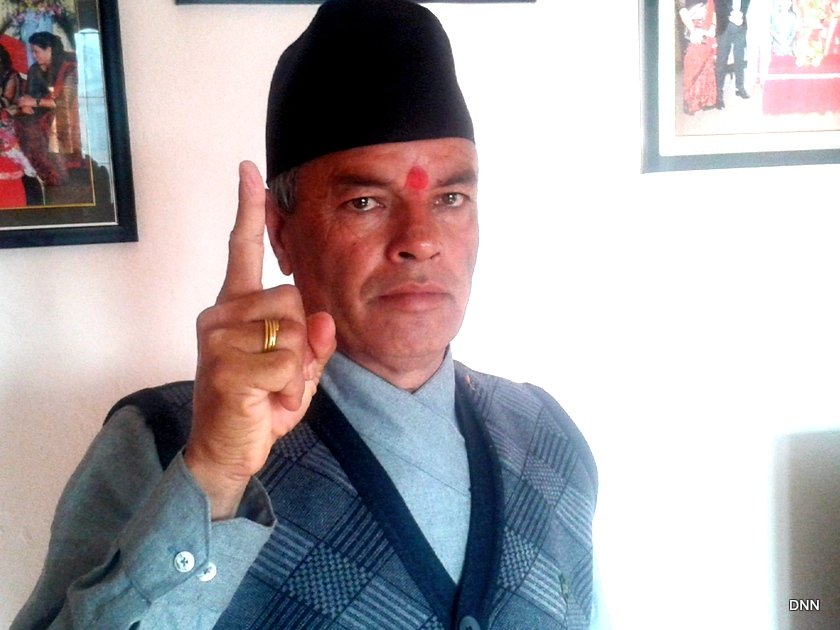   दुई दिन दउरा-सुरुवाल लगाउँदैमा राष्ट्रवादी होइँदैनः सापकोटा