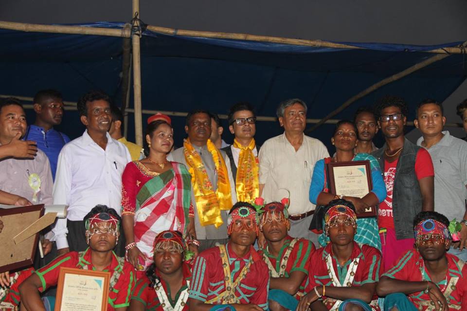   शिक्षित र सक्षम बन्दै सन्थाल समुदाय