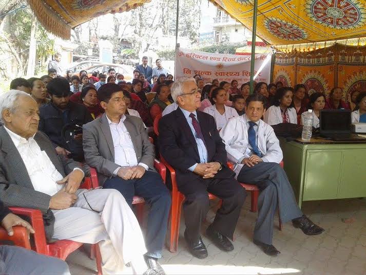   नारी दिवसका अवसरमा ओम हस्पिटलद्वाारा निःशुल्क नारी स्वास्थ्य सेवा