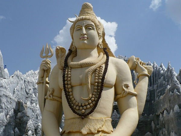 सोमबार र शिव भगवान बिचको सम्बन्ध के, किन हुन्छ यो यति पवित्र ?