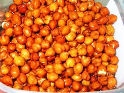 पुरुषले दैनिक बिहान भिजाएको चना खानुपर्छ, थाहा पाउनुस् १० कारण