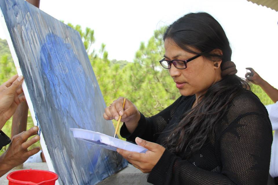 एरिनाको रंगीन जीवन