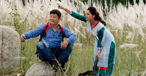   सिंगापुरमा दयाहाङ र केकीको ‘घामपानी’