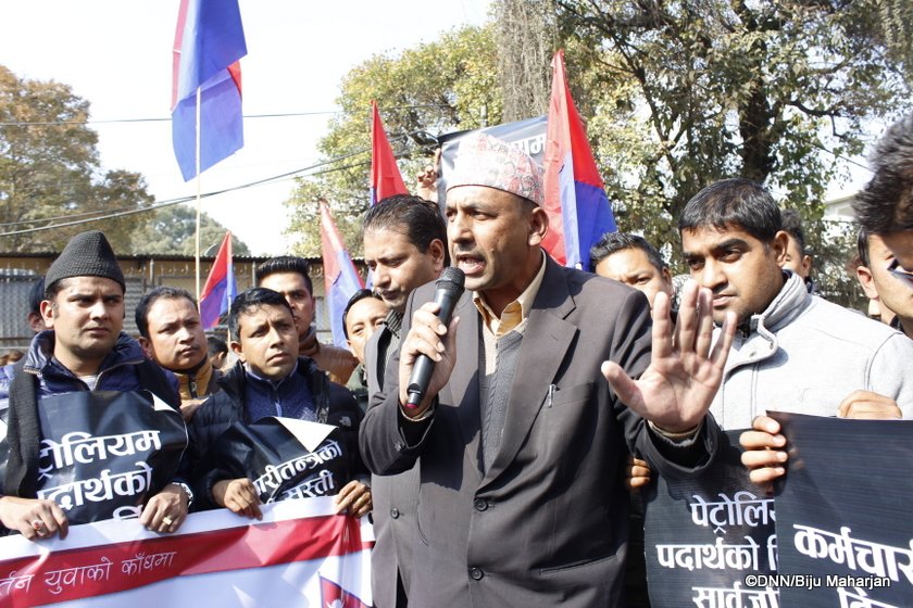 युवा संघका अध्यक्षको गम्भिर आरोप : महतो लेन्डुप दोर्जे, ठाकुर महेन्द्र चौधरी (भिडियोसहित)