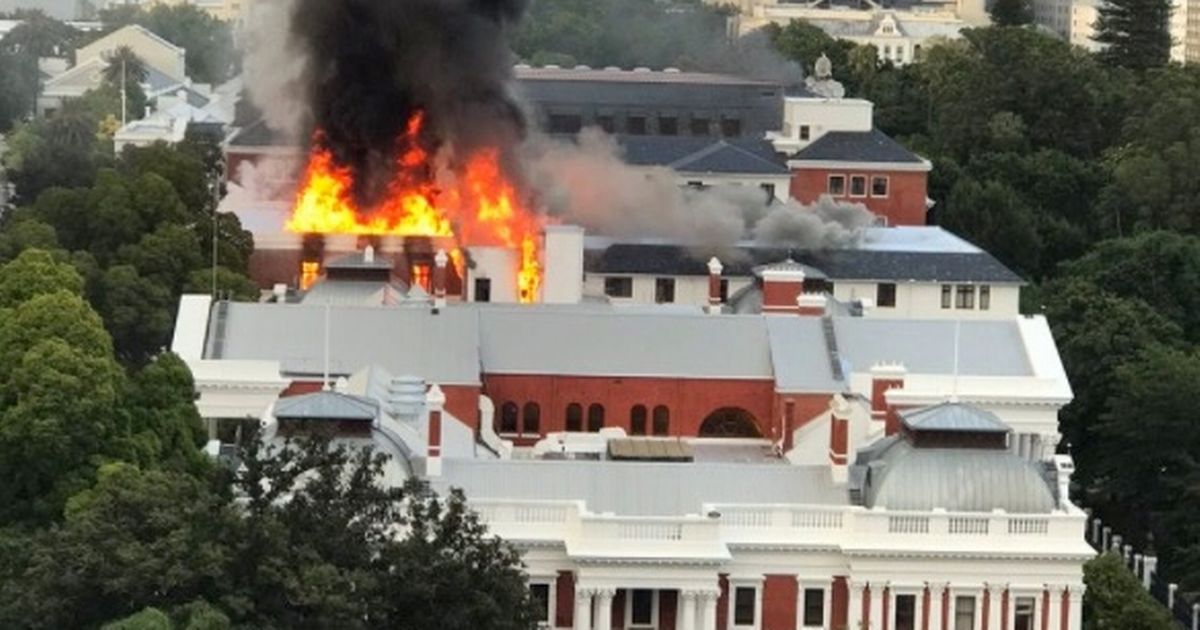 Major blaze rips through South Africa parliament building