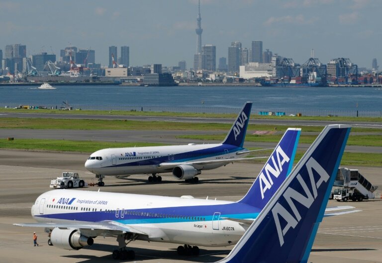 Japan's ANA to order 30 Boeing, 18 Airbus planes