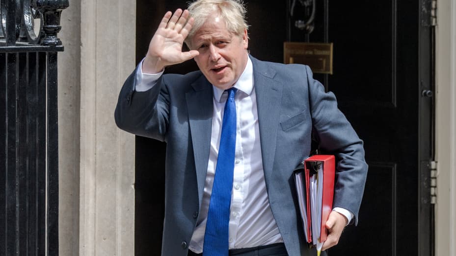 Boris Johnson: Why Conservatives are urging PM to resign