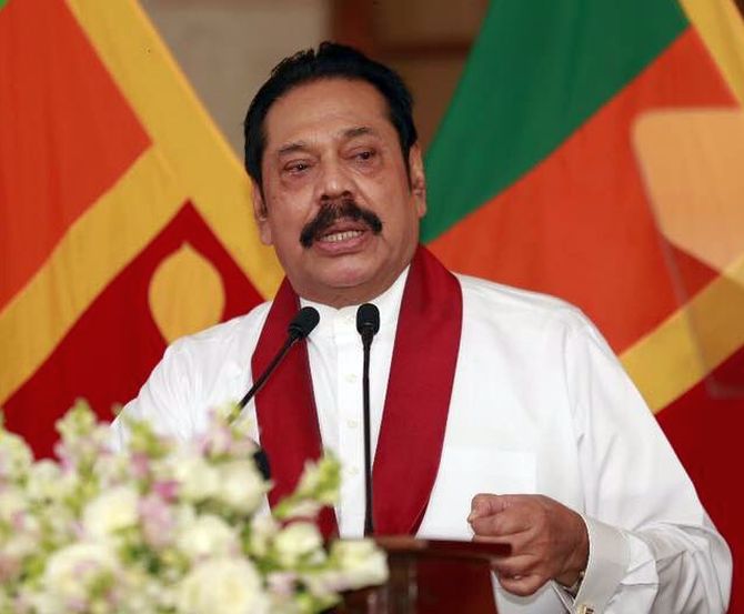 Sri Lanka parliament votes against Rajapakse