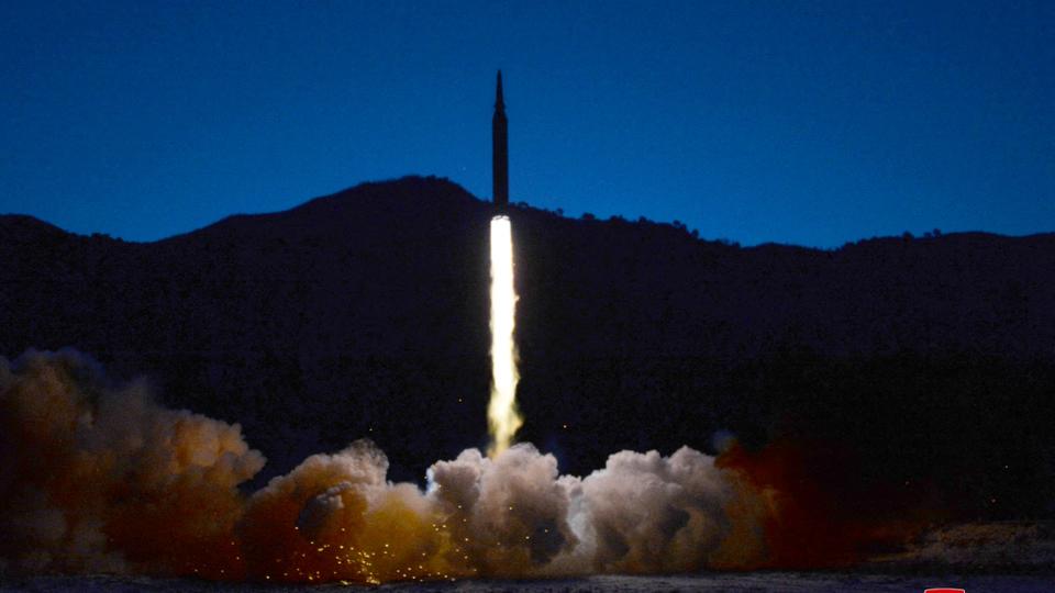उत्तर कोरियाले फेरि गर्‍यो ब्यालेस्टिक मिसाइल परीक्षण