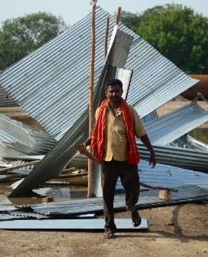 Deadly India superstorms kill nearly 150