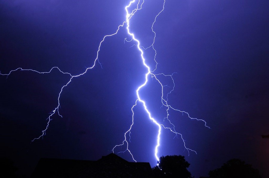 Lightning strike damages eight houses