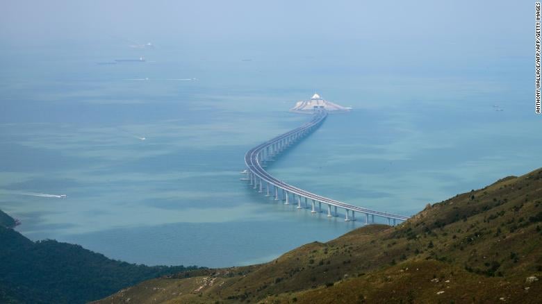 हङकङ र चीन जोड्ने विश्वकै सबैभन्दा लामो समुद्री पुल बुधबारबाट खुल्ने