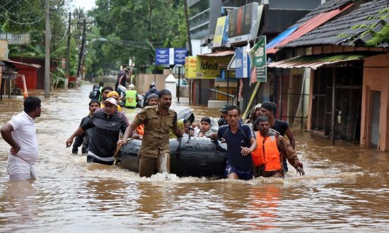 India flood toll jumps to 324