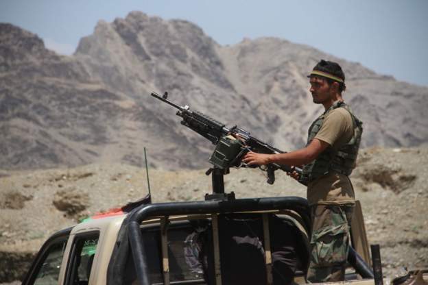 तालिबानलाई सहर पस्नबाट रोक्न अफगानिस्तानमा कर्फ्यू जारी