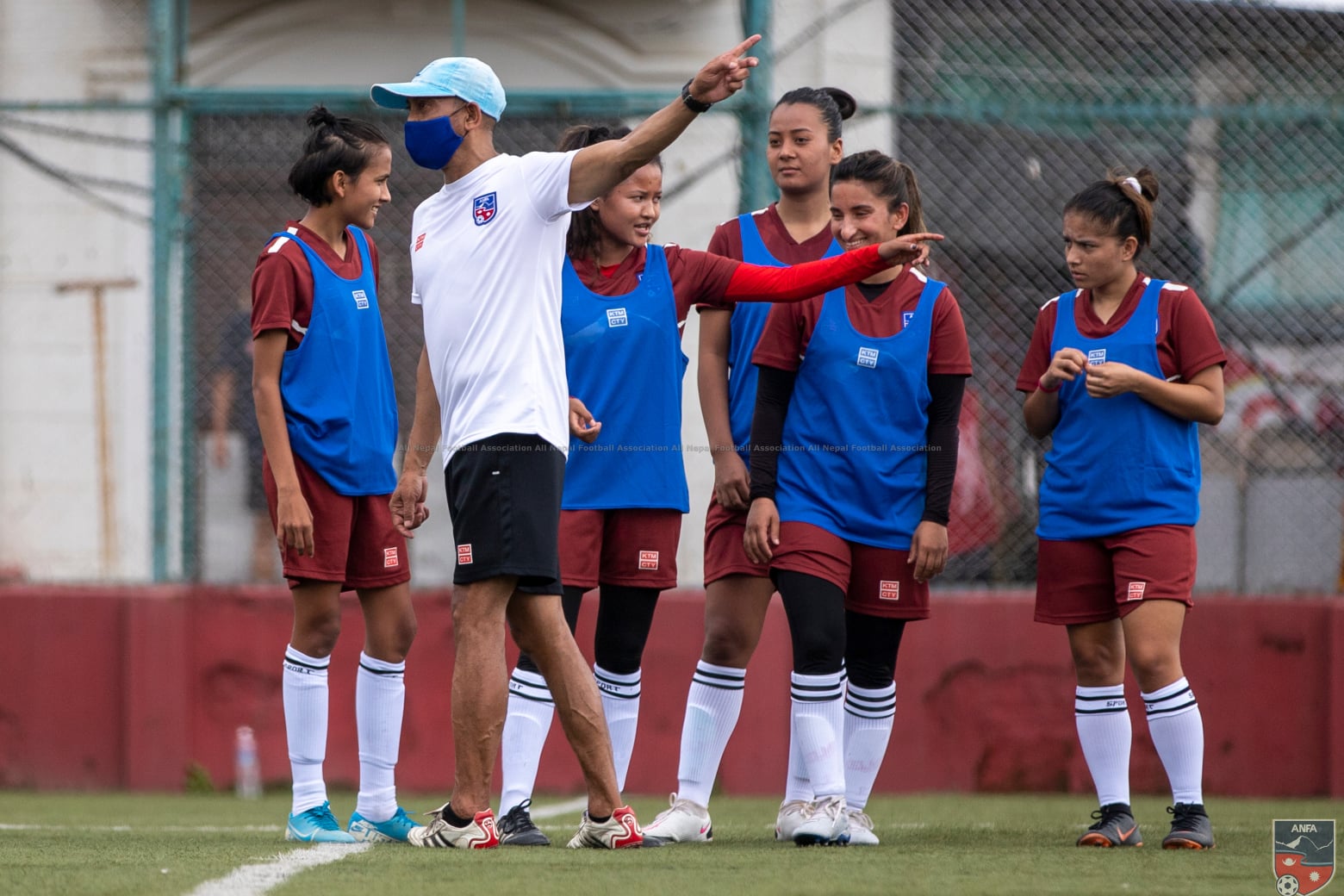 नेपाली राष्ट्रिय महिला फुटबल टोलीलाई प्रशिक्षण दिन तीन सहायक प्रशिक्षक नियुक्त