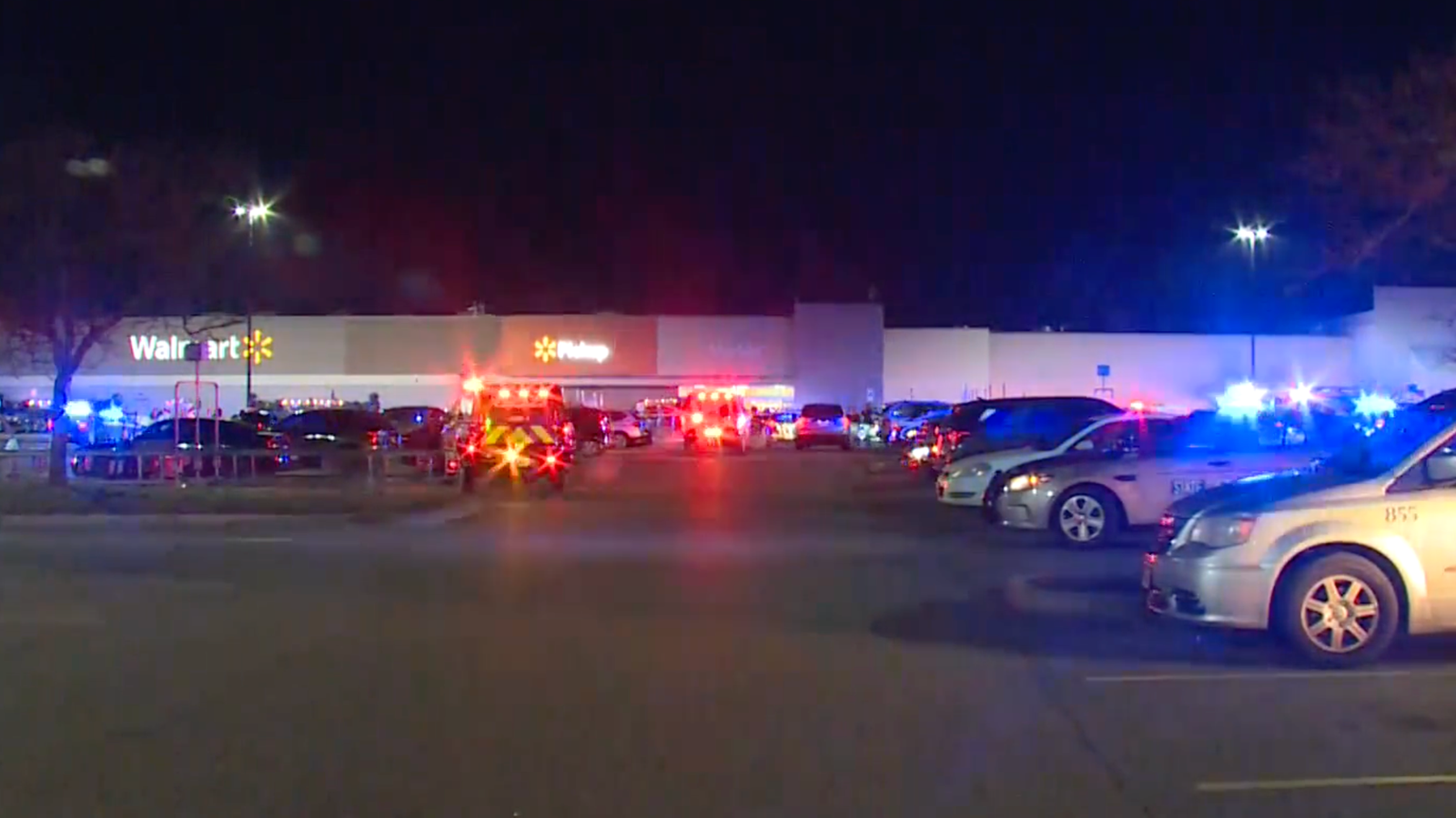 US shooting: Seven dead after attack in Virginia Walmart