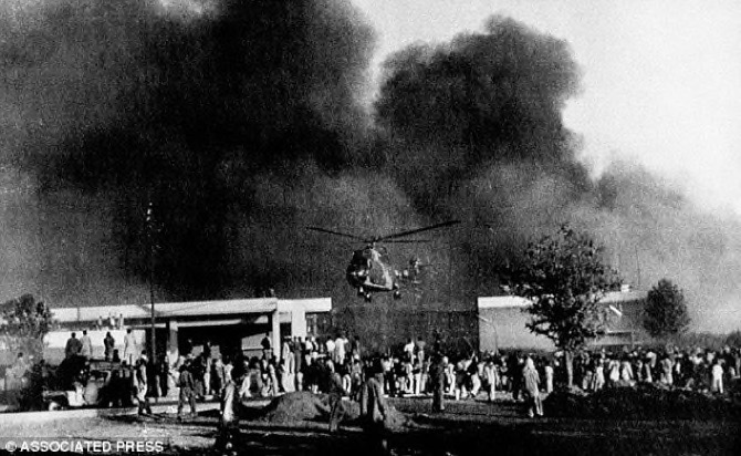 इतिहासमा आज– पाकिस्तानी प्रदर्शनकारीद्वारा अमेरिकी दूतावासमा आगजनी
