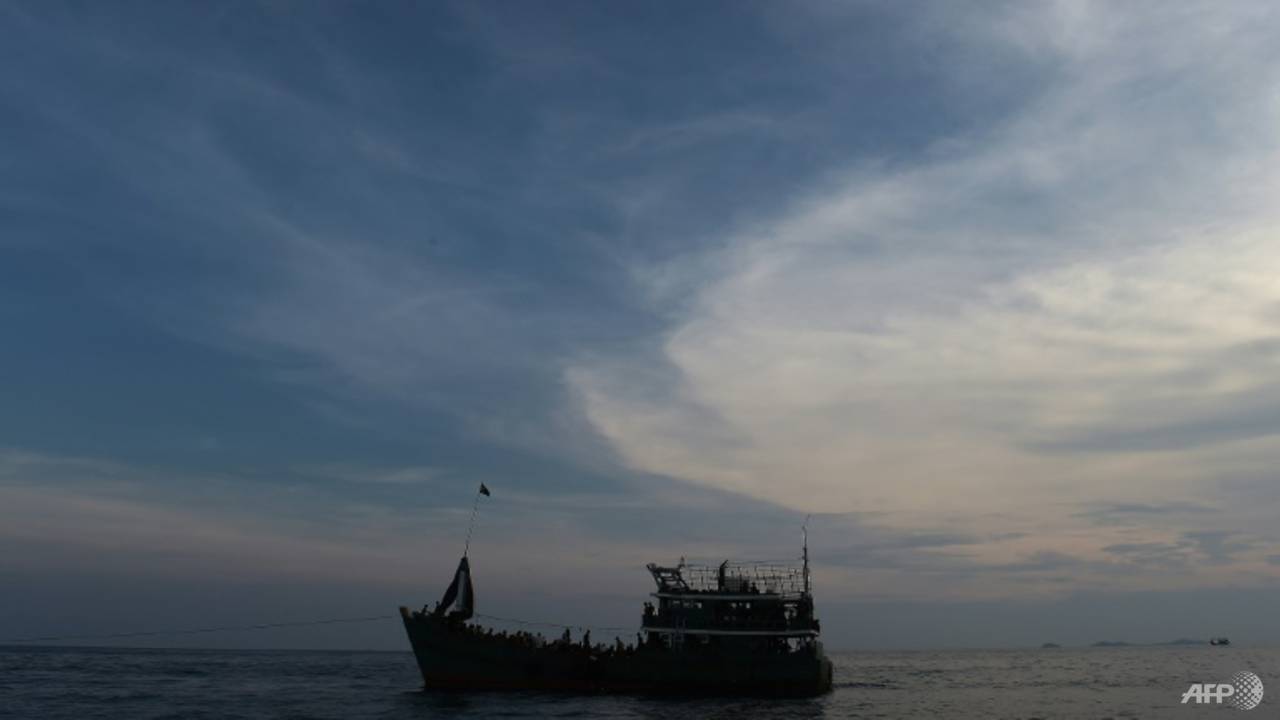 Boat carrying Rohingya stops on Thai island: official