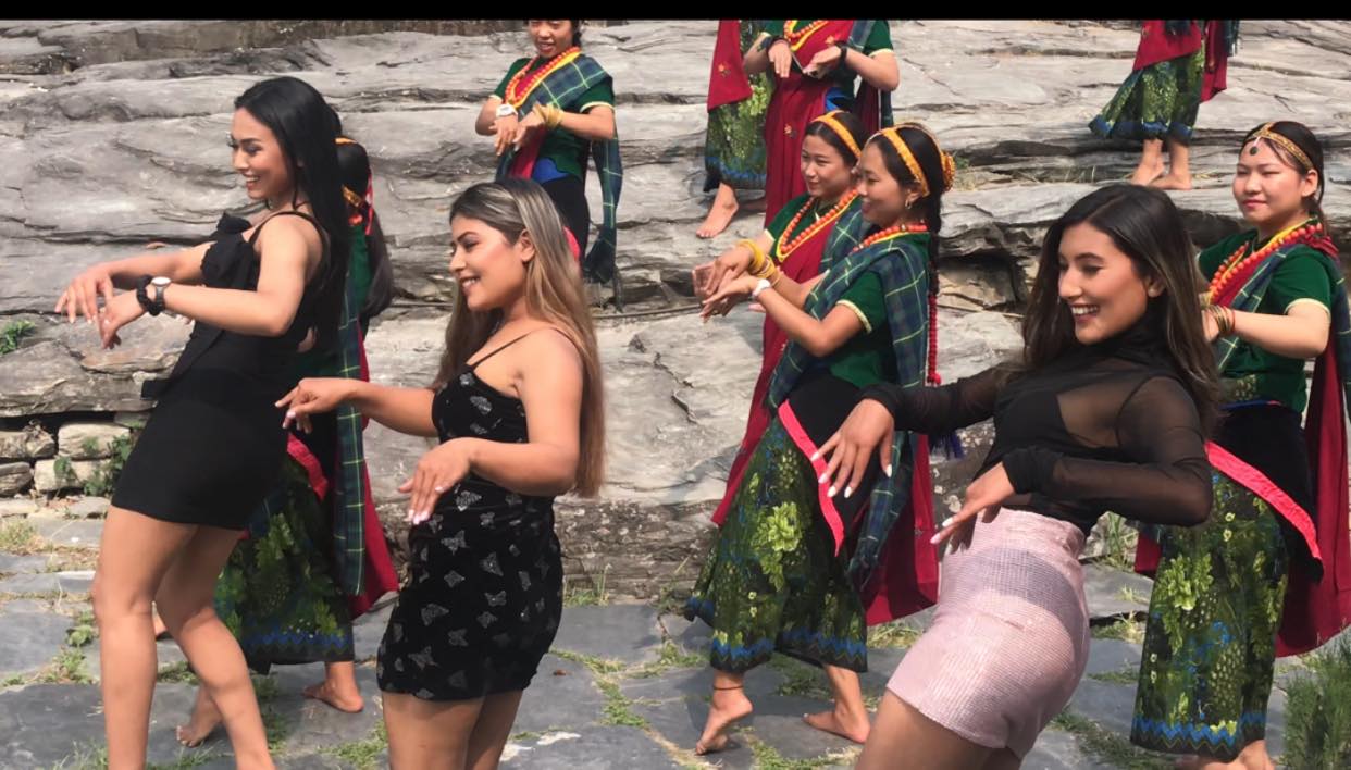   फ्लोरमा फिल्म ‘स्टुडेन्ट’