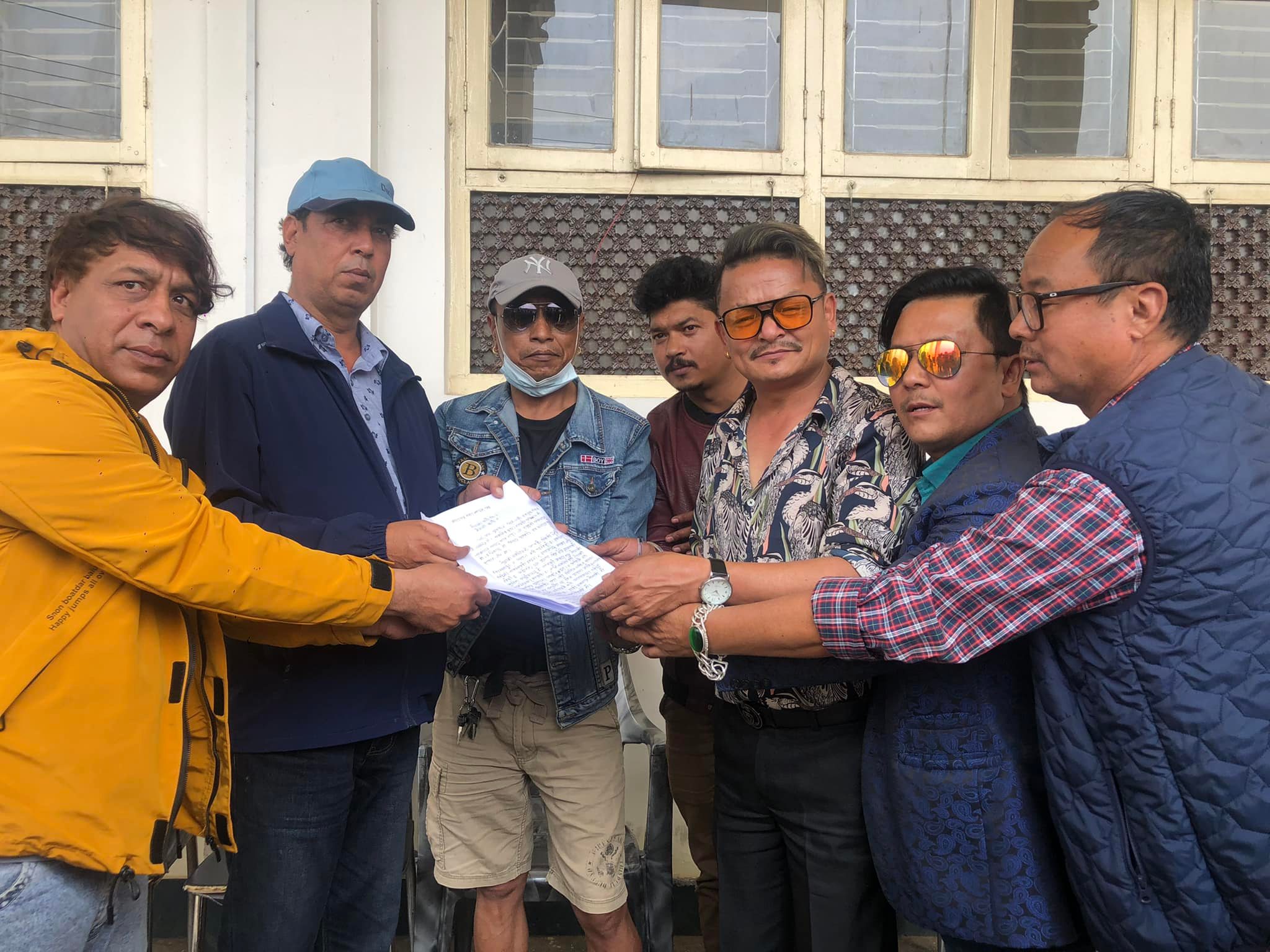 विदेशी फिल्ममा कडाइ गर्न चलचित्रकर्मीको माग