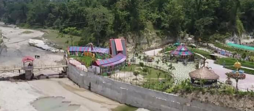सरकारी वनमा पार्क निर्माण गरिएको भन्दै विरोध