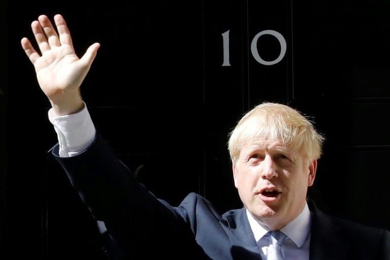 PM Johnson to host new cabinet to chart Brexit course