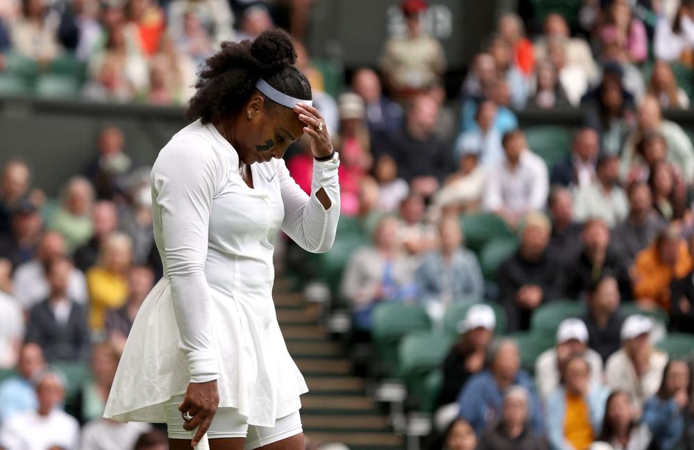 Serena Williams loses to Harmony Tan on Wimbledon return after year out