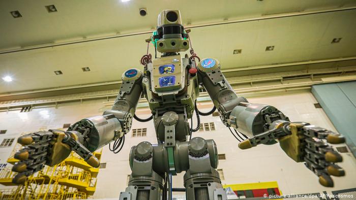 Spacecraft carrying Russian humanoid robot docks at ISS