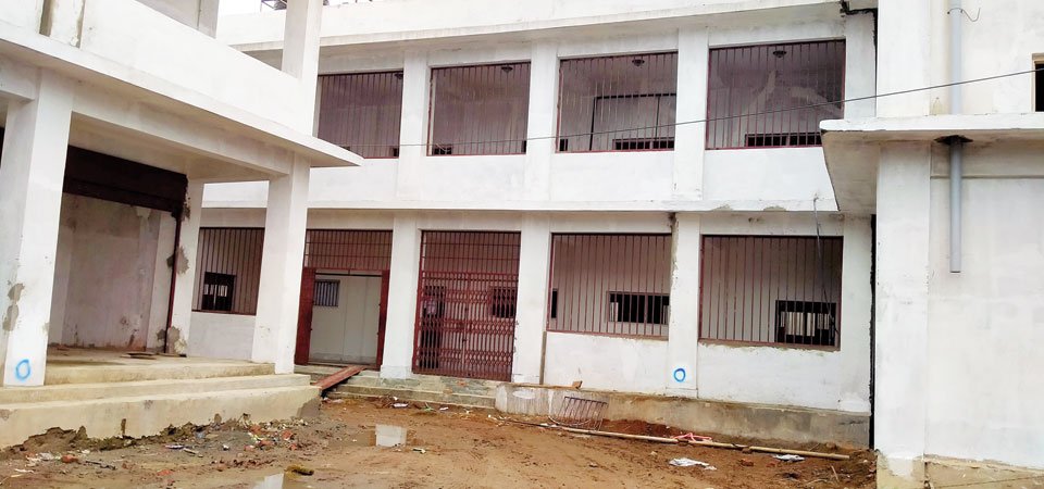   नुवाकोटमा हजार कैदीबन्दी राखिने