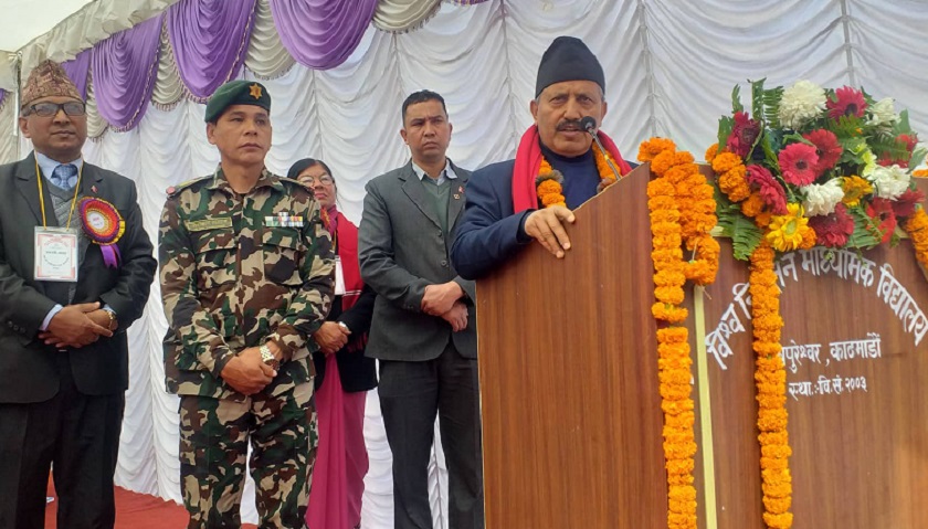 Education Minister insists on equal promotion of Nepali and English languages