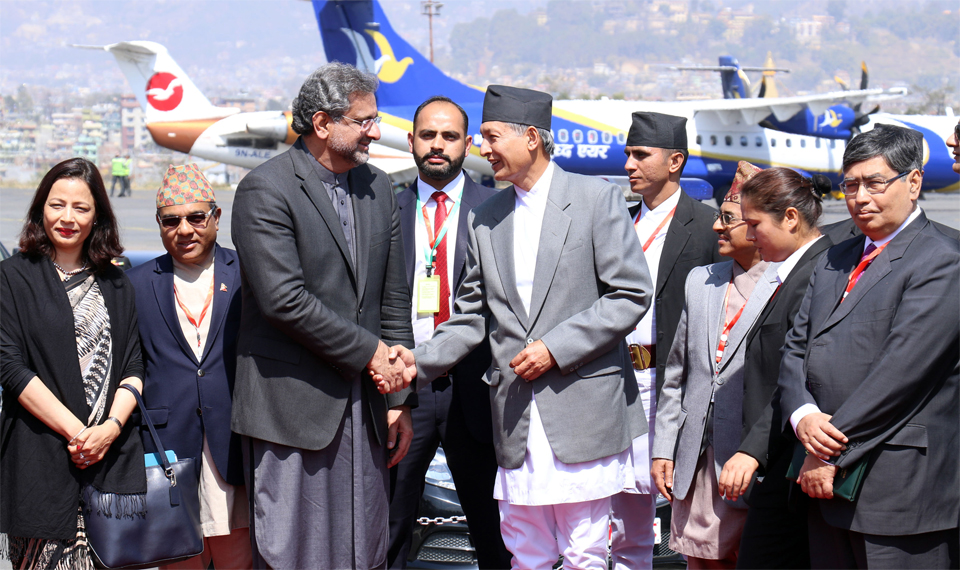 Pakistani PM Abbasi returns home