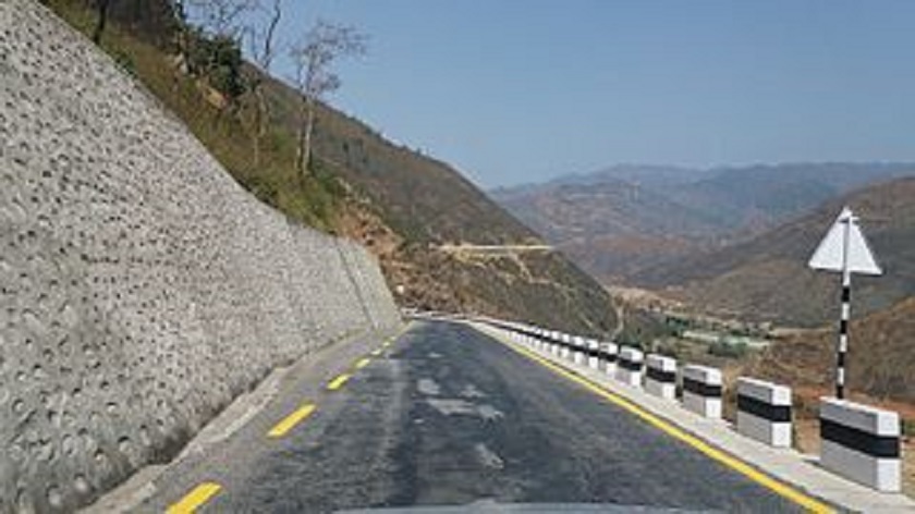 राजमार्ग अवरुद्ध भए १० मिनेटमै खुलाइने