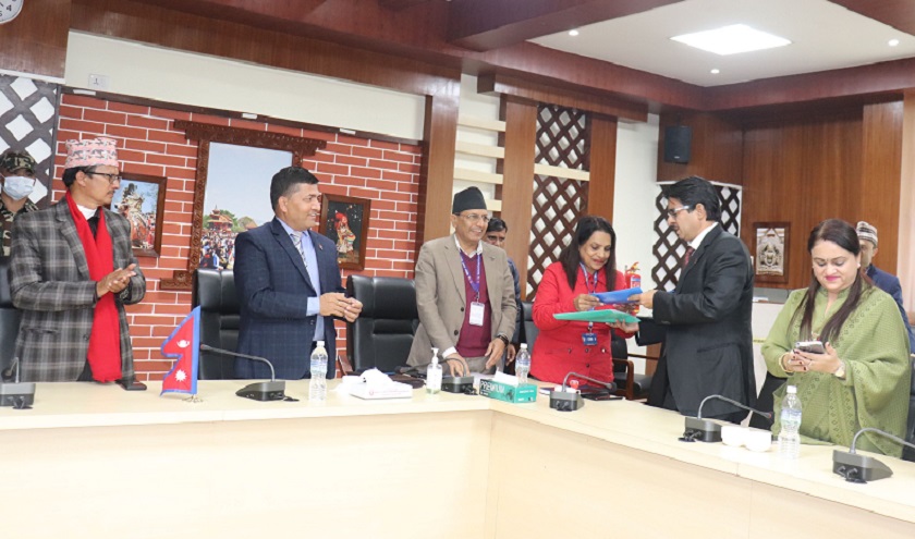 वैदेशिक रोजगार विभाग, बोर्ड र नेपाल व्यवसायी संघ कतारबीच त्रिपक्षीय सम्झौता