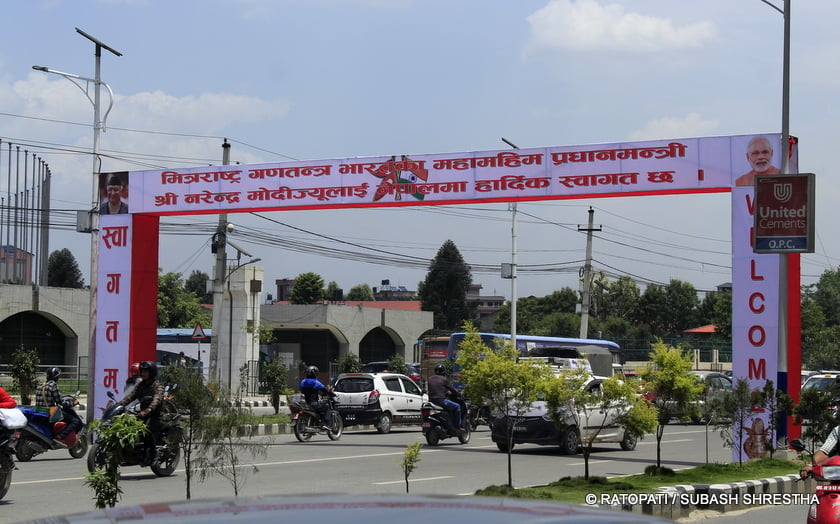 भारतीय प्रधानमन्त्री मोदीको स्वागतका लागि फेरिएको काठमाडौं (फोटोफिचर)