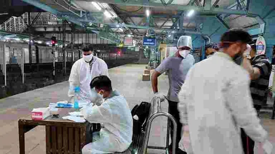 Brazil reports 595 more COVID-19 deaths