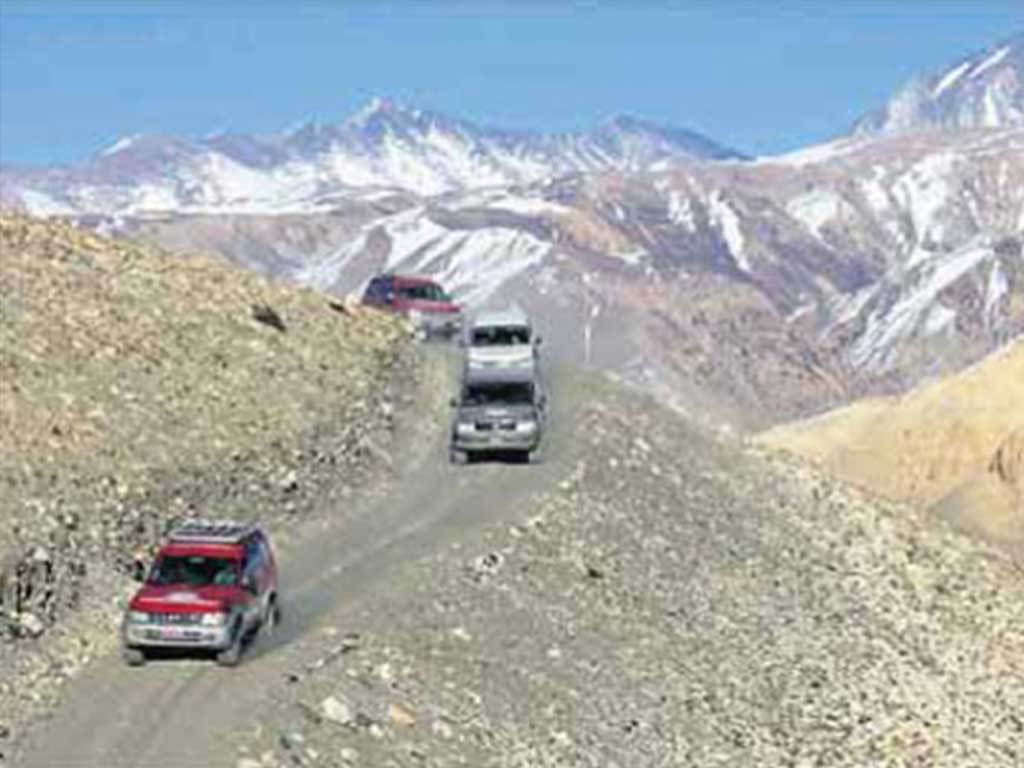 Beni-Jomsom road resumes