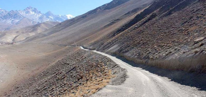 Traffic resumes on Beni-Jomsom road