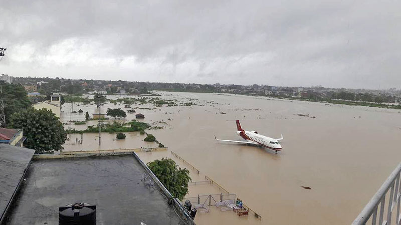   धनगढी एयरपोर्ट क्षेत्रमा मध्यम वर्षा, साना खोलामा बहाव बढ्न सक्ने