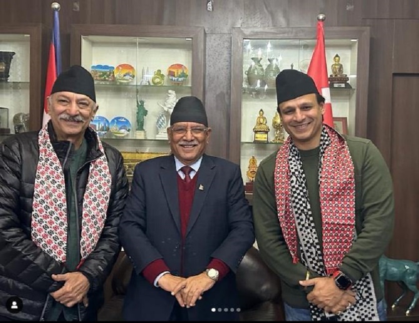 बलिउड अभिनेता विवेक ओबरायले दिए प्रचण्डलाई बधाई