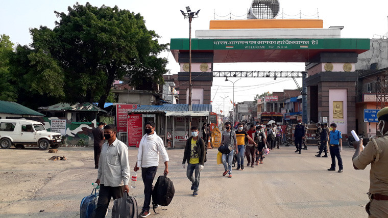 Banke administration halts mobility at Nepal-India border