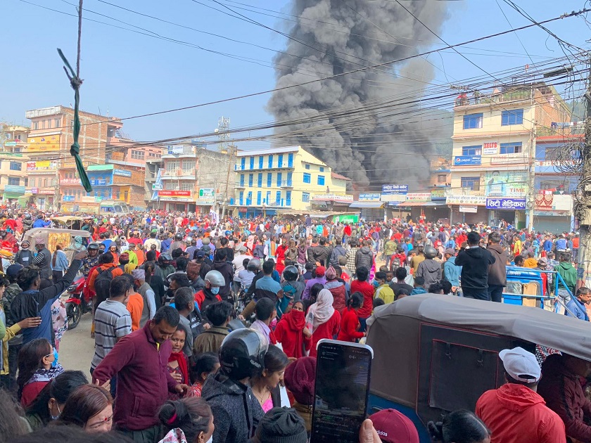 Massive fire breaks out in Damauli, helicopter deployed from Kathmandu