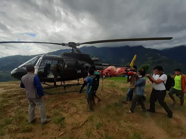 गर्भवतीलाई हवाई उद्धारमा प्राथमिकता, दक्ष जनशक्ति व्यवस्थापनमा बेवास्ता !