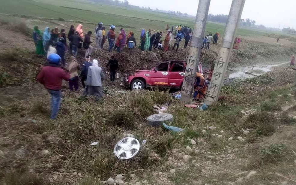 Five die in wedding van accident