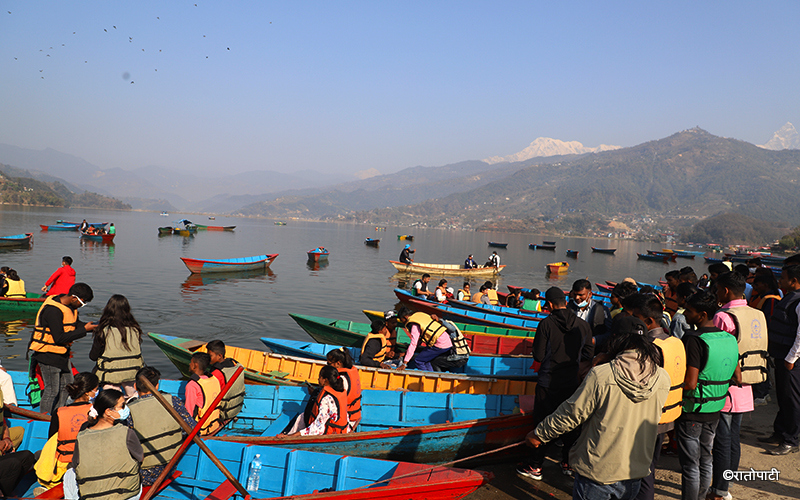 तङ्ग्रिदैछन् डुंगा व्यवसायी