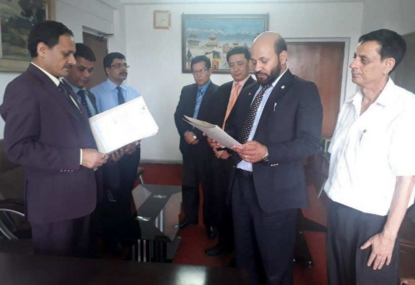 लुम्बिनी विकास बैंक लिमिटेडका अध्यक्षबाट शपथ ग्रहण
