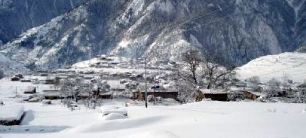 Snowfall hits life in west Nepal