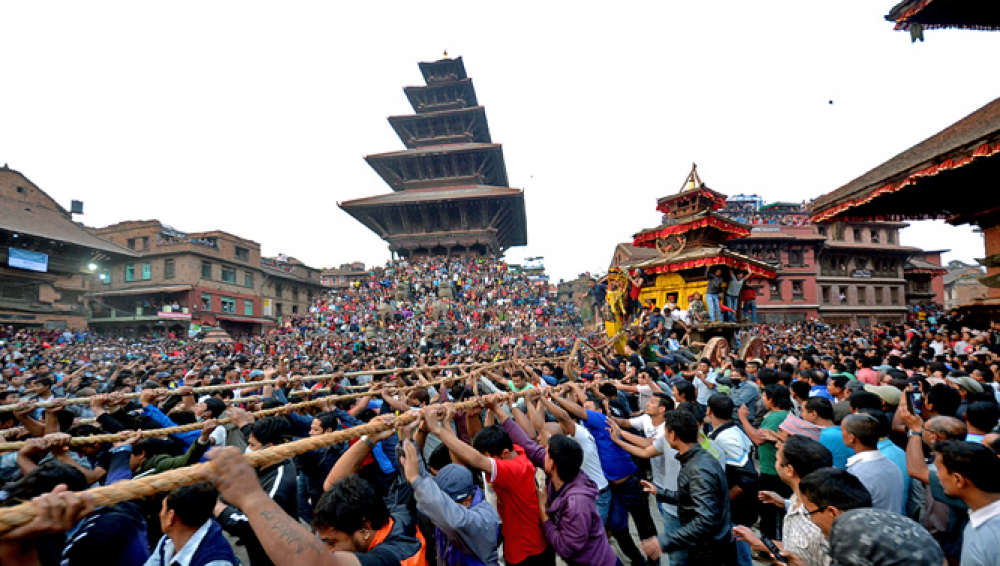 Scores throng Bhaktapur to observe historic Bisket jatra