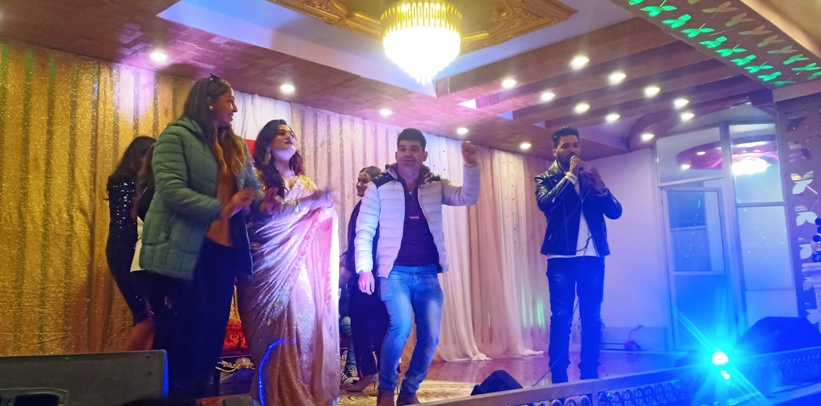लड प्यालेसमा नविन र मिलनको सांगीतिक धमाका